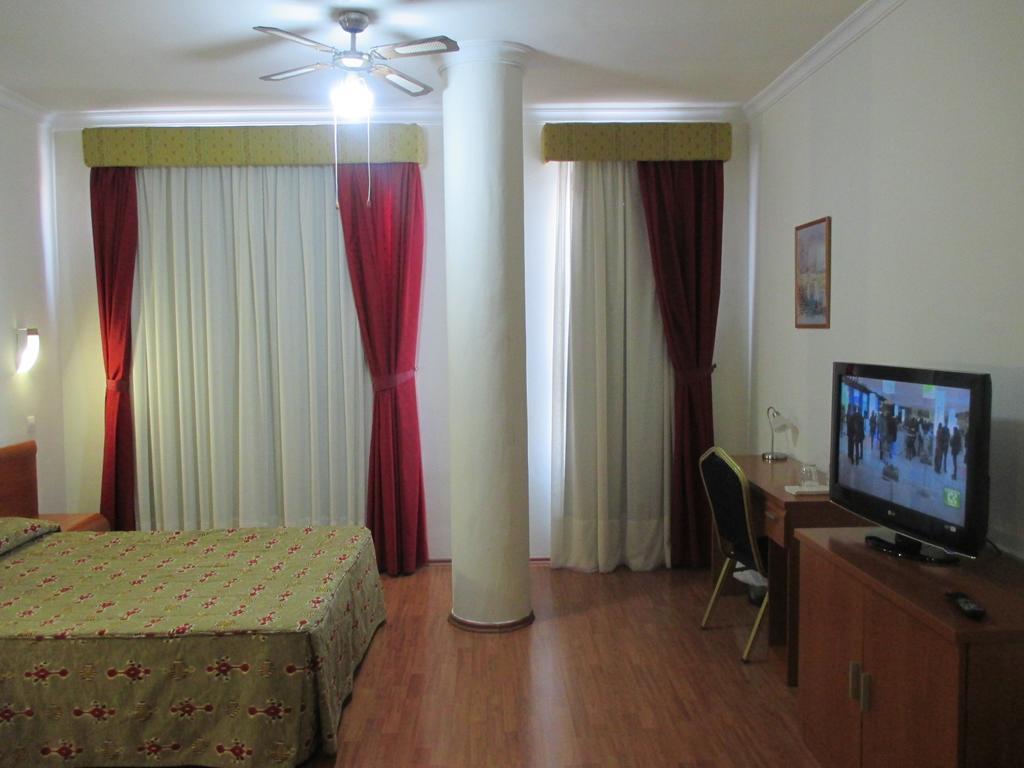 Hotel Avenida De Canarias Vecindario (Gran Canaria)
