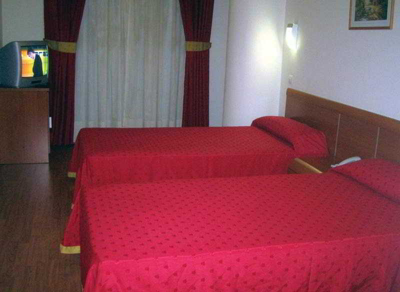 Hotel Avenida De Canarias