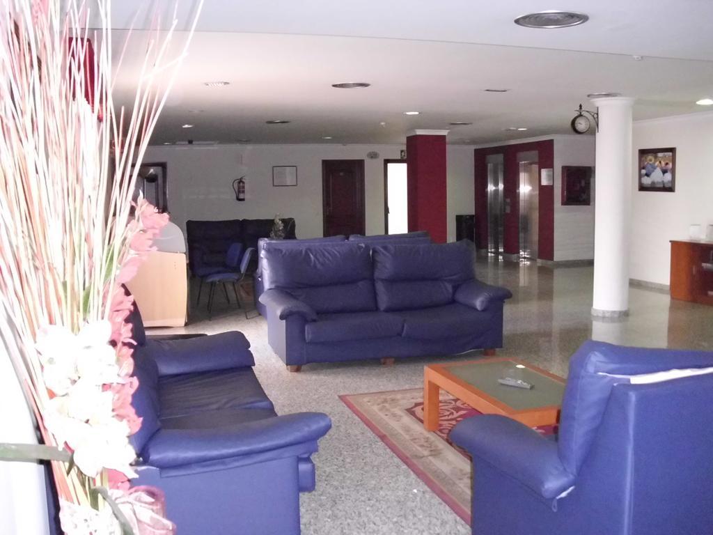 Hotel Avenida De Canarias 2*